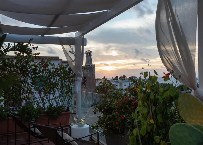 Palazzo Monterone * Forio di Ischia